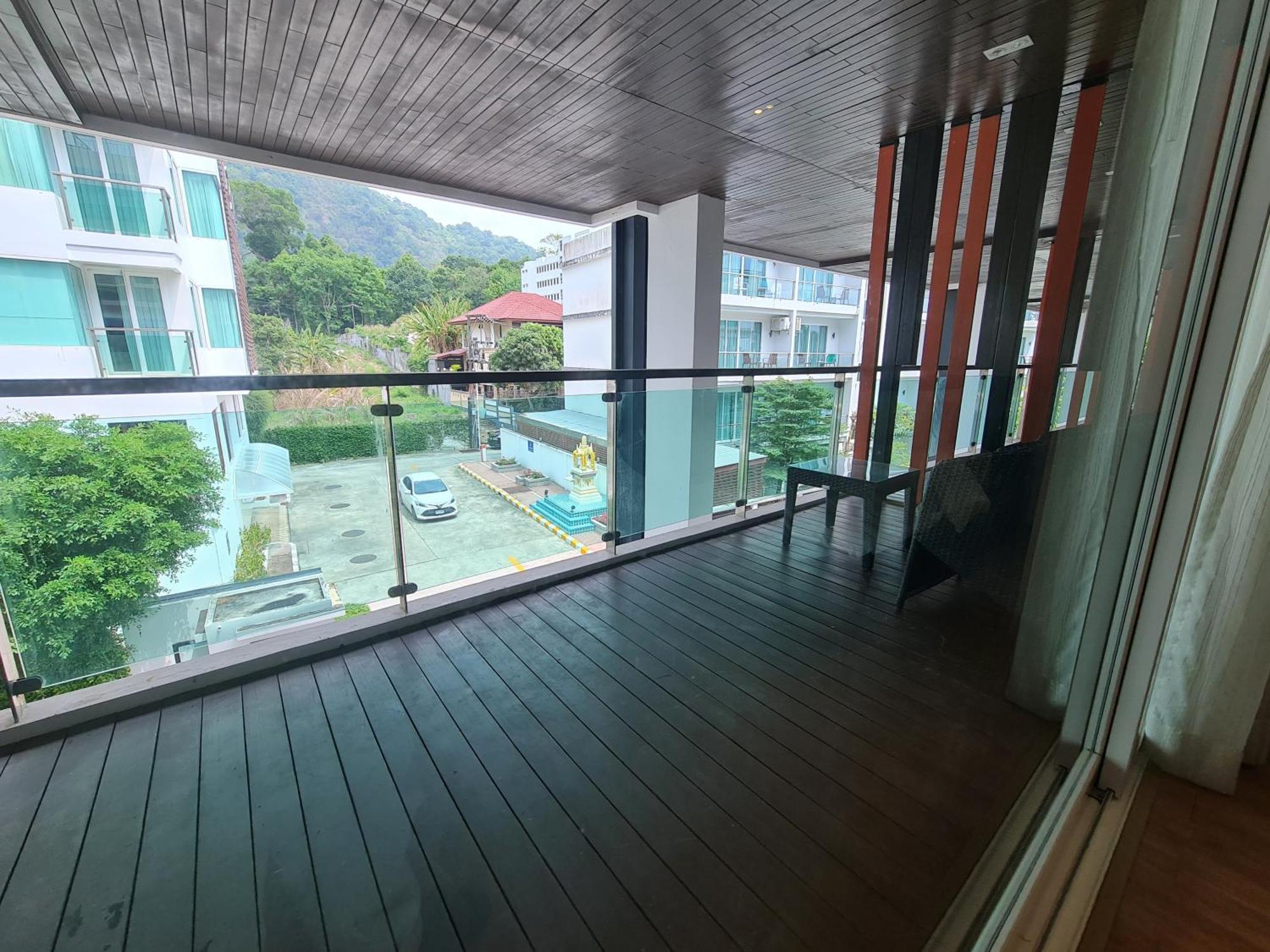 The Privilege Residence Patong Buitenkant foto