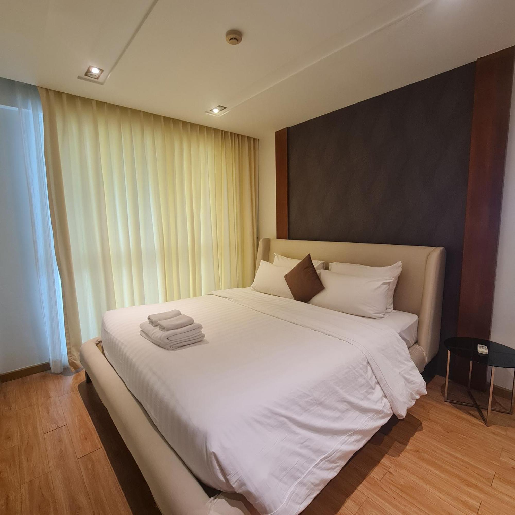 The Privilege Residence Patong Buitenkant foto