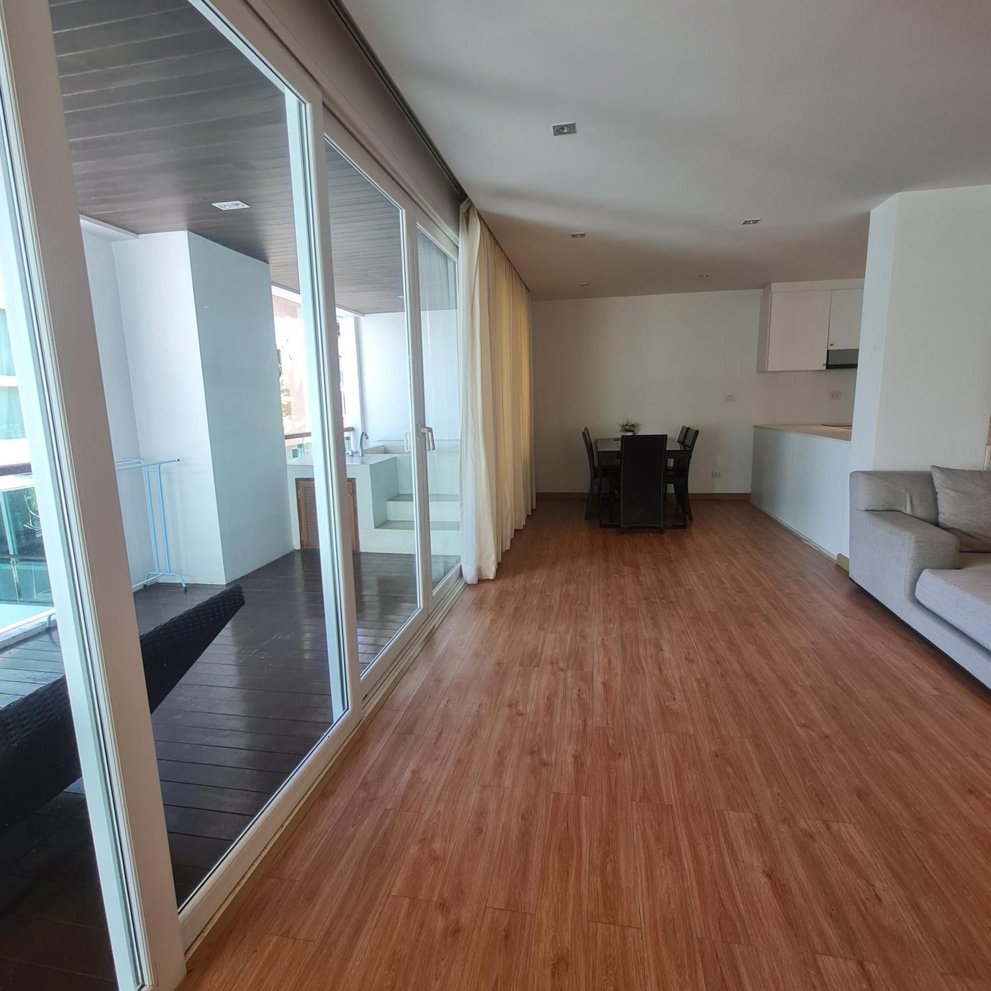 The Privilege Residence Patong Buitenkant foto