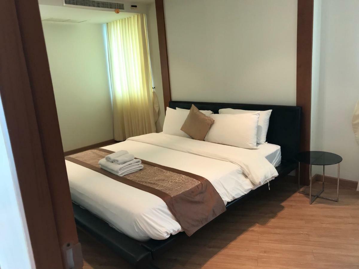 The Privilege Residence Patong Buitenkant foto
