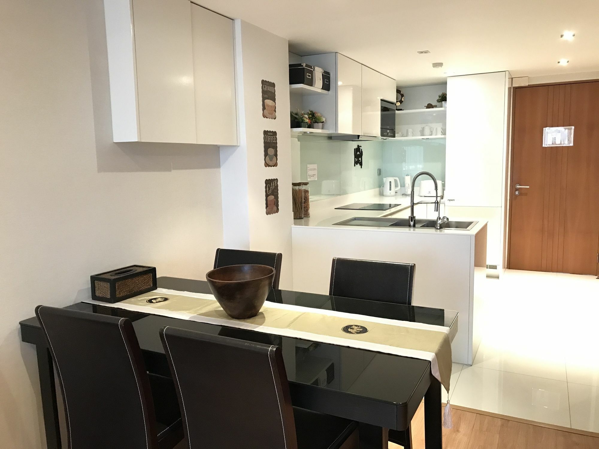 The Privilege Residence Patong Buitenkant foto